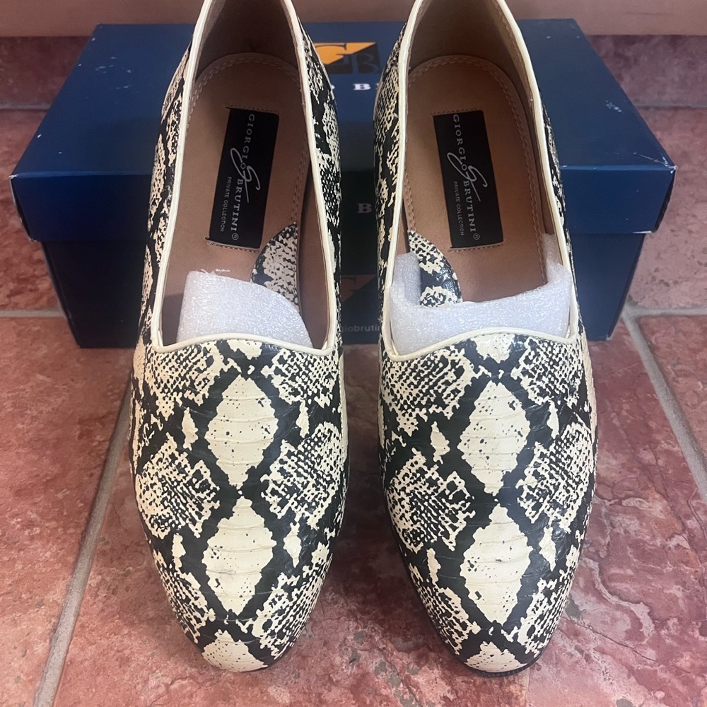 Giorgio Brutini Black and Cream Snakeskin Loafers